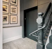 The Docent's Collection at 121 Middle Street hotel detail image 3
