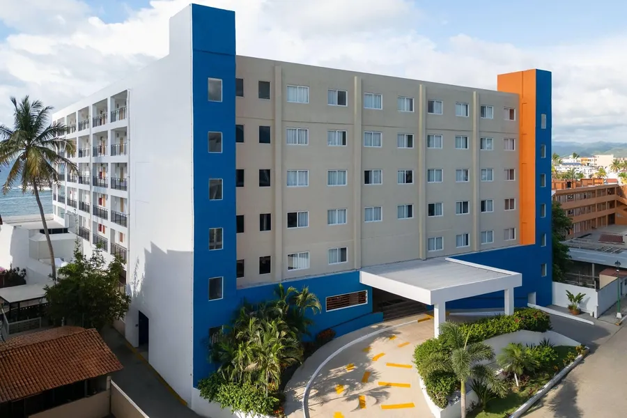 Decameron La Marina Guayabitos, Ramada All Inclusive Resort hotel detail image 2