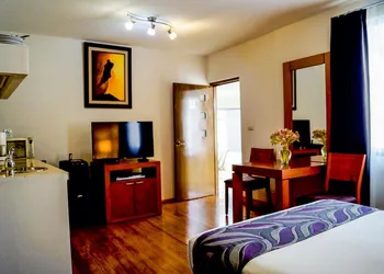 Terracota Suites hotel thumbnail 7