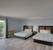 Dhimas Bayview Suites hotel detail image 5