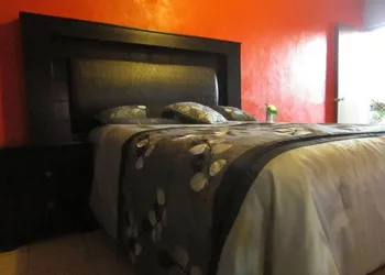 Hotel Isabela hotel thumbnail 2