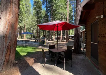 Sierra Sky Lodge hotel thumbnail 7