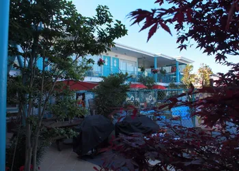 Suitcase Motel & Travel hotel thumbnail 5