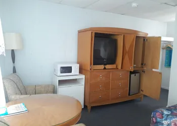 Suitcase Motel & Travel hotel thumbnail 7