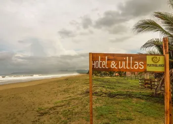 Hotel Villas Punta Blanca hotel thumbnail 8