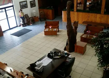 Western Inn hotel thumbnail 5
