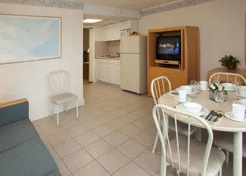 Lotus Inn hotel thumbnail 2