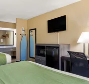SureStay Hotel by Best Western Lenoir City hotel detail image 7