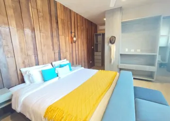 Polo 15 hotel thumbnail 6