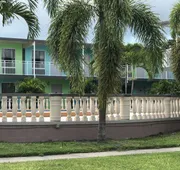 Tropical Inn & Suites hotel detail image 4
