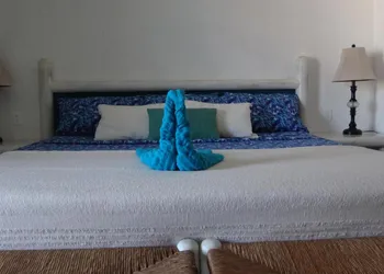 "Comfort and Sea View with Balcony" hotel thumbnail 6