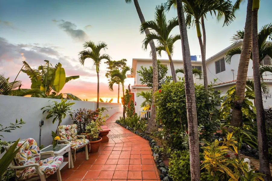 Coconut Palms Inn On The Beach hotel detail image 2