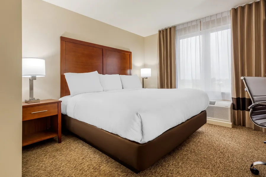 Comfort Inn & Suites hotel detail image 6