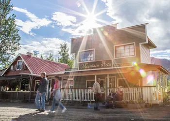 McCarthy Lodge Resort hotel thumbnail 7
