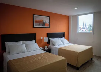 Zamora Ejecutivo Express hotel thumbnail 5