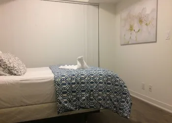 Pelican Suite at Harbour Plaza hotel thumbnail 6