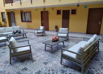 Hotel J&E by Serranillo hotel thumbnail 4