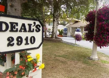 Deal's Bed & Breakfast Inn hotel thumbnail 8