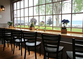 Plum Point Lodge hotel thumbnail 4