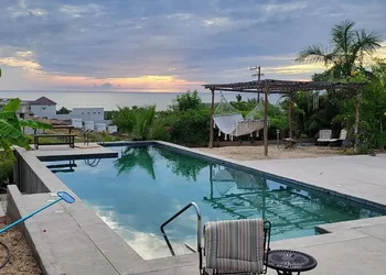 Casa Flores Casitas hotel thumbnail 7