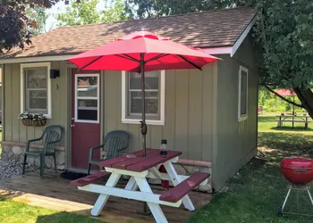 Cedar Ridge Cabins hotel thumbnail 5