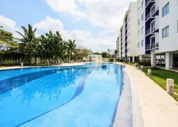 Condo Esmir hotel thumbnail 8