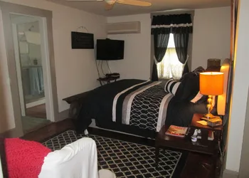 Buck's Homestead B&B hotel thumbnail 7