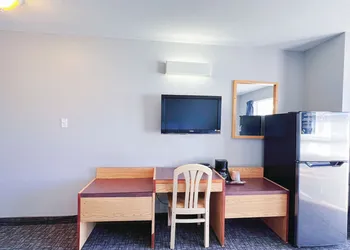 Riverside Inn hotel thumbnail 6