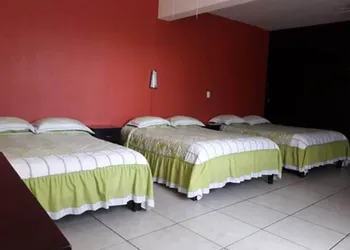 Tercera Avenida Hotel hotel thumbnail 5