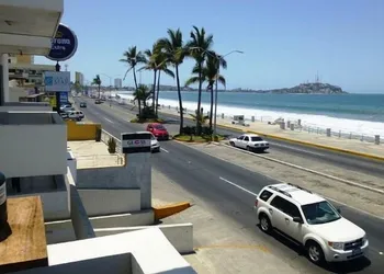 Condo Rusti hotel thumbnail 8