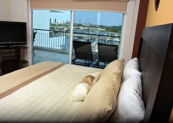 Condo Costa Veleros hotel thumbnail 5