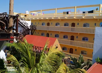 Buda Mar Zipolite hotel thumbnail 2