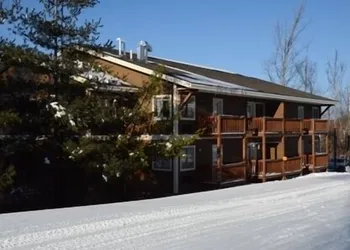 Timberline Four Seasons Resort hotel thumbnail 3