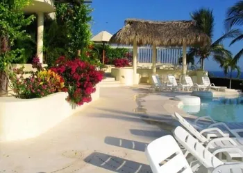 C. Punta Sta Cruz 2BR hotel thumbnail 4