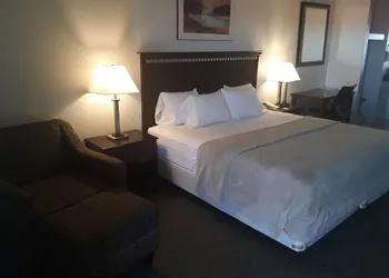 Italy Inn hotel thumbnail 2