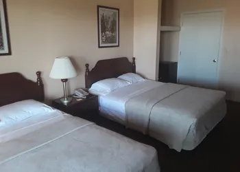 Italy Inn hotel thumbnail 4