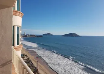 Condo ParaÃ­so hotel thumbnail 7