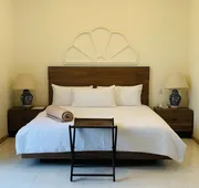 The Lorian Club hotel detail image 7