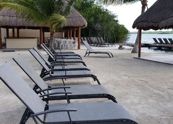 Bacalar Lagoon Resort hotel thumbnail 2