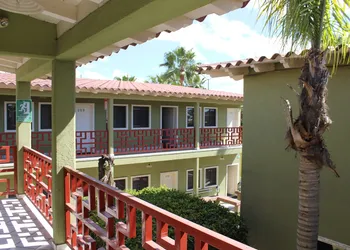 Hotel Azteca Inn hotel thumbnail 6