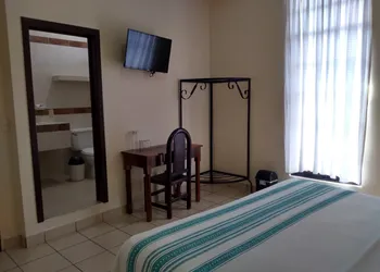 Hotel Central hotel thumbnail 8