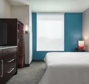 Home2 Suites by Hilton Madison Central Alliant Energy Center hotel detail image 5