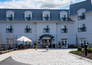 Mirbeau Inn & Spa hotel thumbnail 2