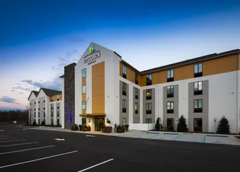 Uptown Suites Extended Stay Austin TX – North hotel thumbnail 2