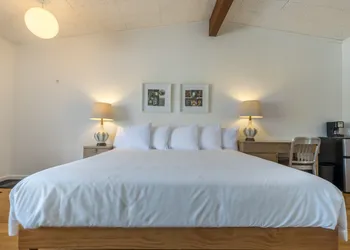 Grayhaven Motel hotel thumbnail 8