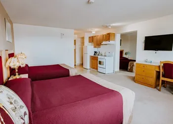 New Imperial Suites hotel thumbnail 5