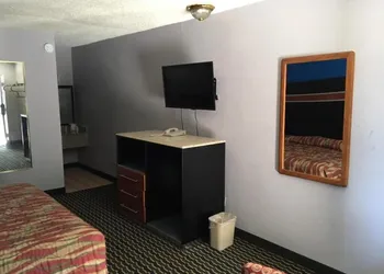 Fulton Inn Motel hotel thumbnail 5