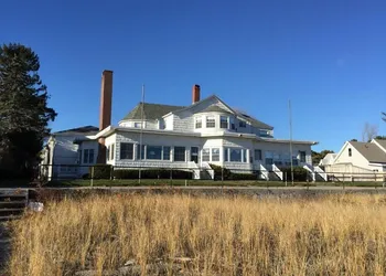 Holiday House Inn hotel thumbnail 4