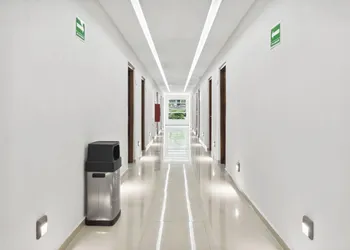 Hotel Yeah hotel thumbnail 7