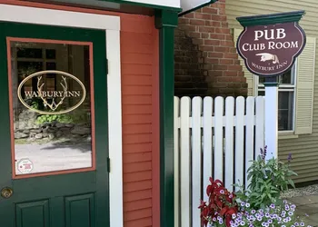 Waybury Inn hotel thumbnail 2